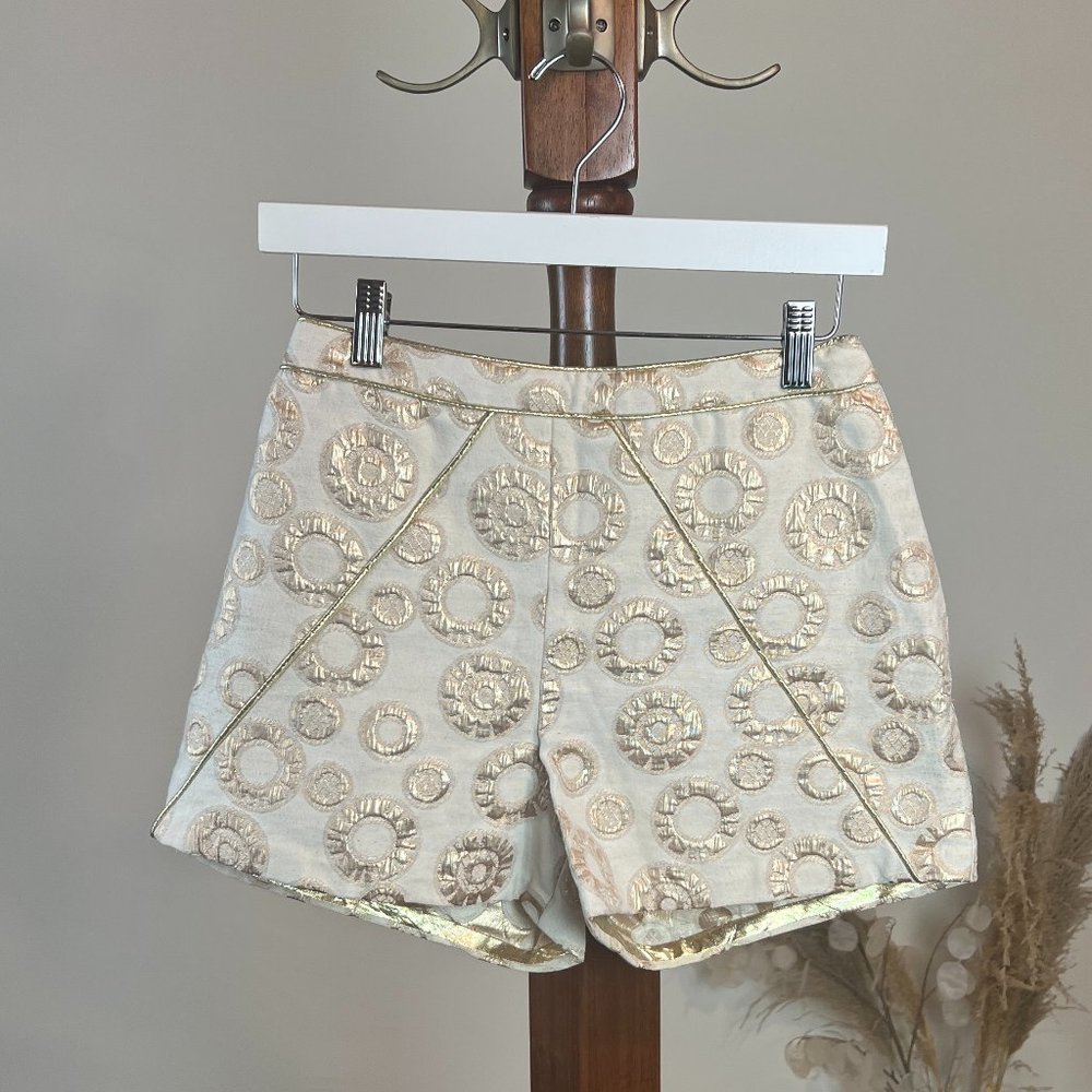 Classical Beige Shorts With Gold Ornaments